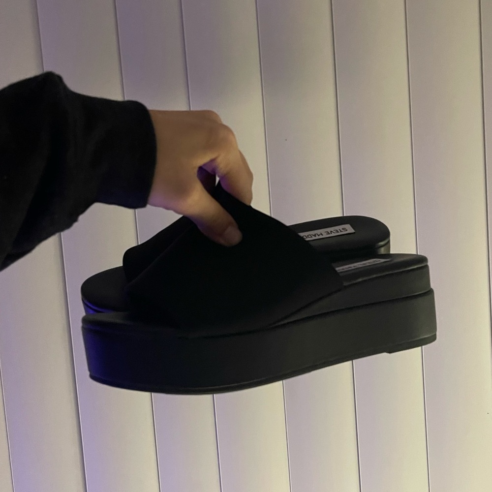 Steven Madden Platform Sandals